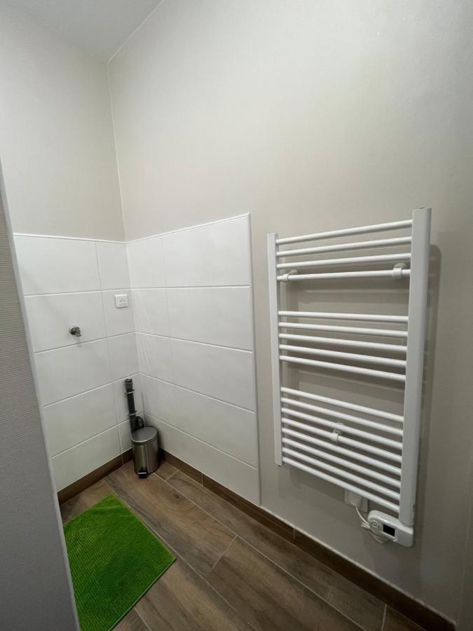 Appartement Renove A 15 Min De Lyon Saint-Fons Экстерьер фото